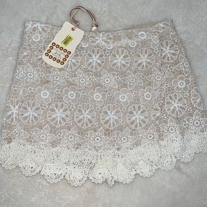 Ivory overlap shorts